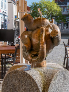 Elefantenbrunnen von Walther Preik (Trinkbrunnen)