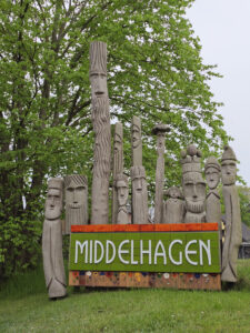 Holzskulptur - Willkommen in Middelhagen