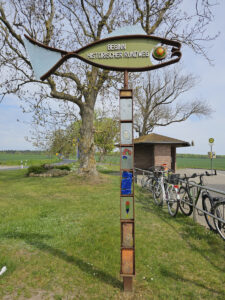 Wegweiser zum Historischen Rundgang in Middelhagen