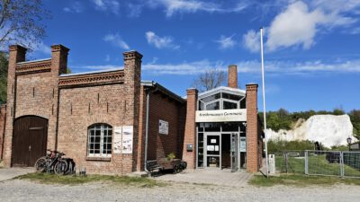 Kreidemuseum Gummanz mit Kleinem Königsstuhl