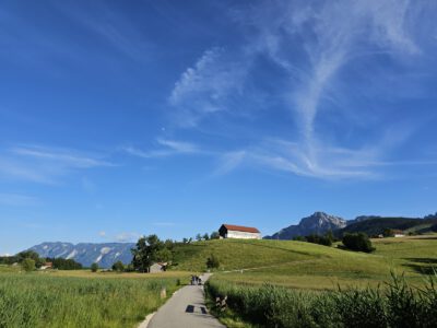 Klosterweg – Blick zum Untersberg und Hochstaufen (2024)