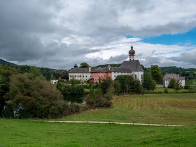 Kloster Höglwörth