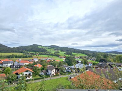 Blick vom Kirchberg über Anger zum Högl