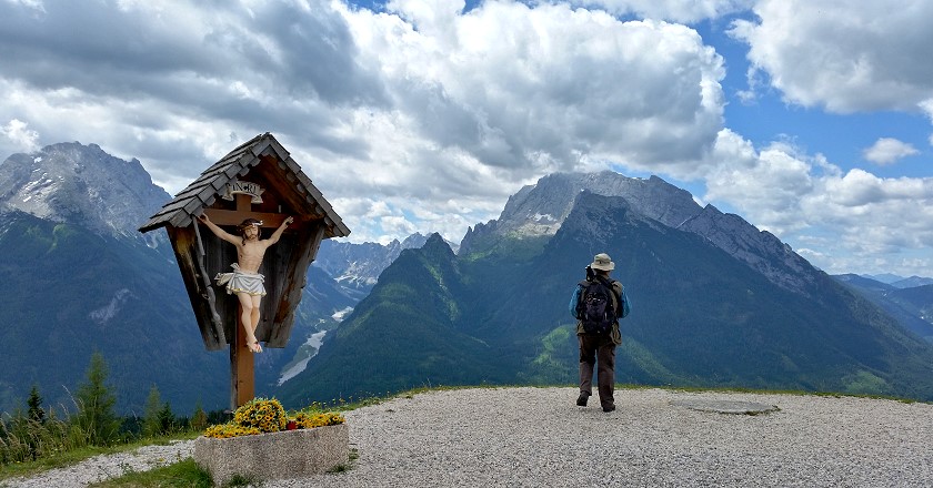 Vom Hirscheck zum Soleleitungsweg